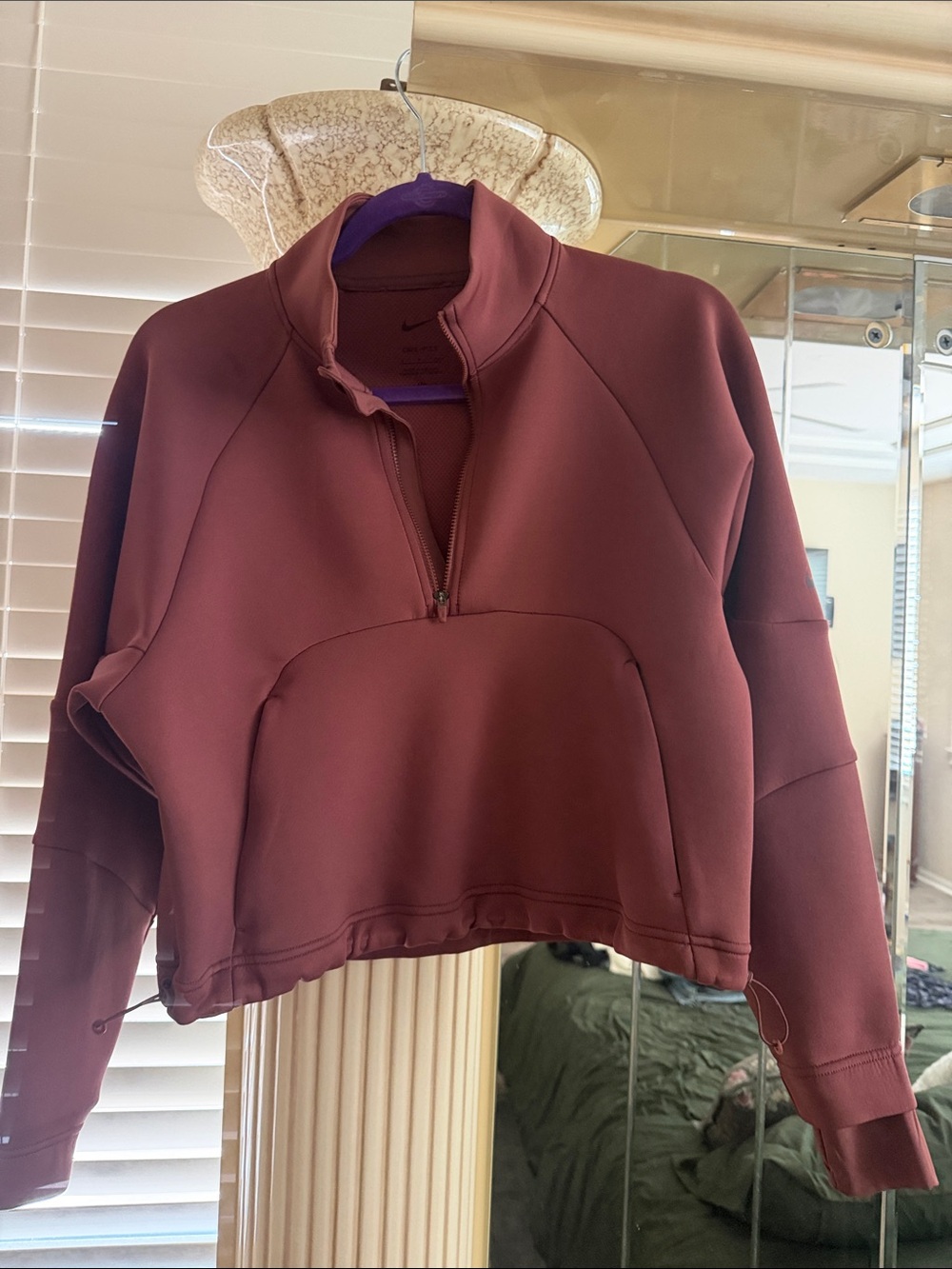 Nike Women’s Maroon Cropped Half-Zip Pullover